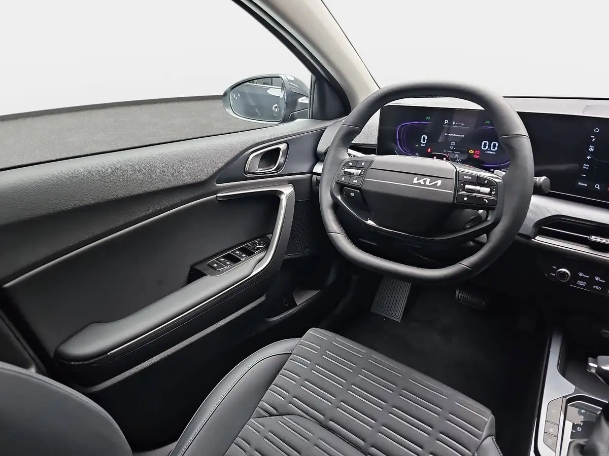 KIA XCEED 1.6 T-GDI 150 DCT VISION MJ27 KOMFORT-PRO
