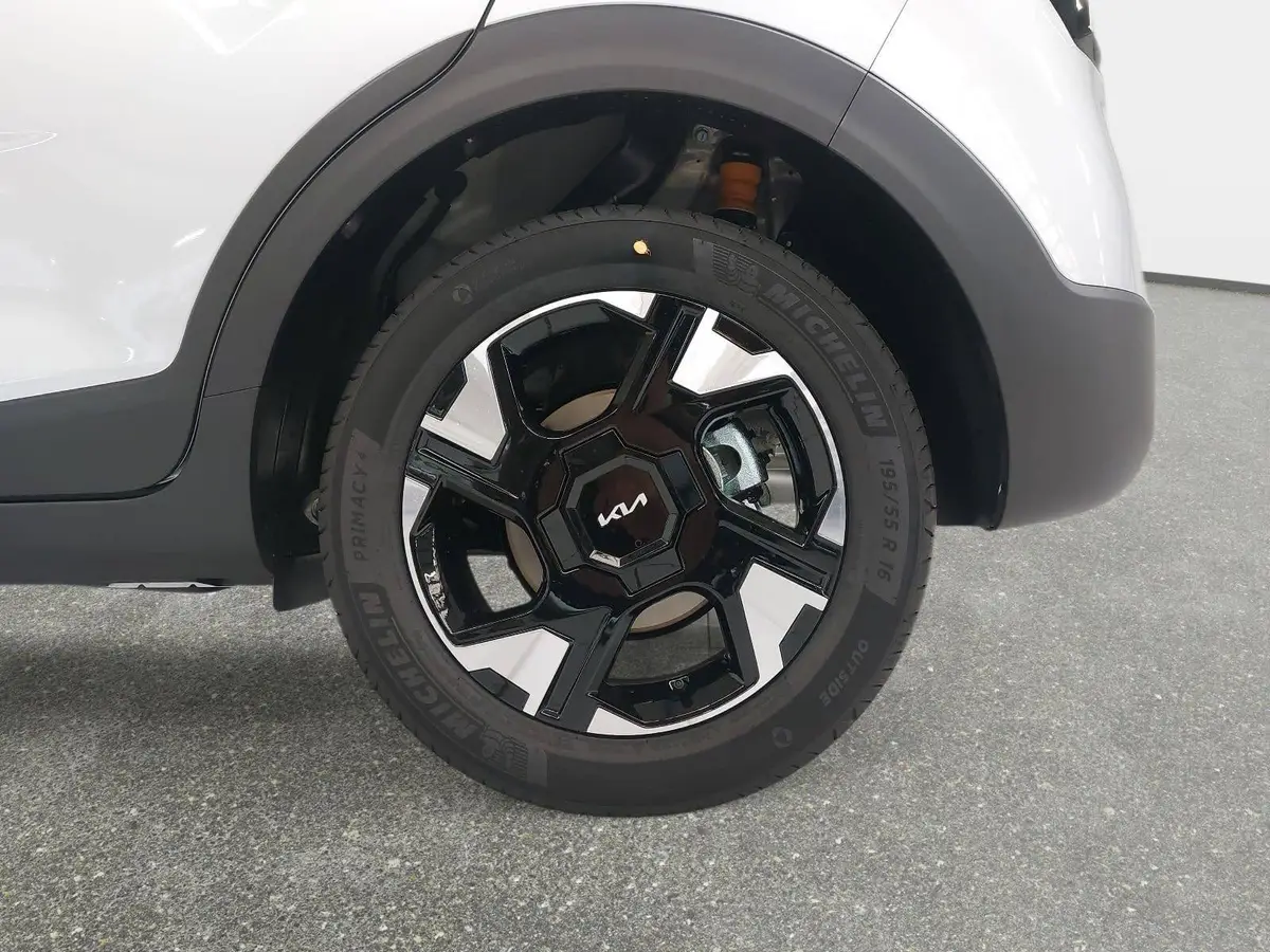 KIA STONIC 1.0 T-GDI 100 DCT VISION MJ26 SITZH. NAVI