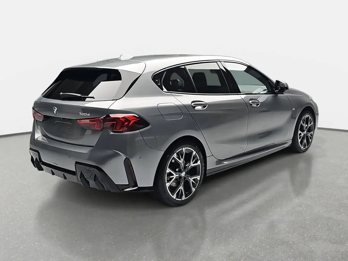 BMW 120 D AUTO. M SPORT NAVI LED INNOVATION HUD AHK KAMERA