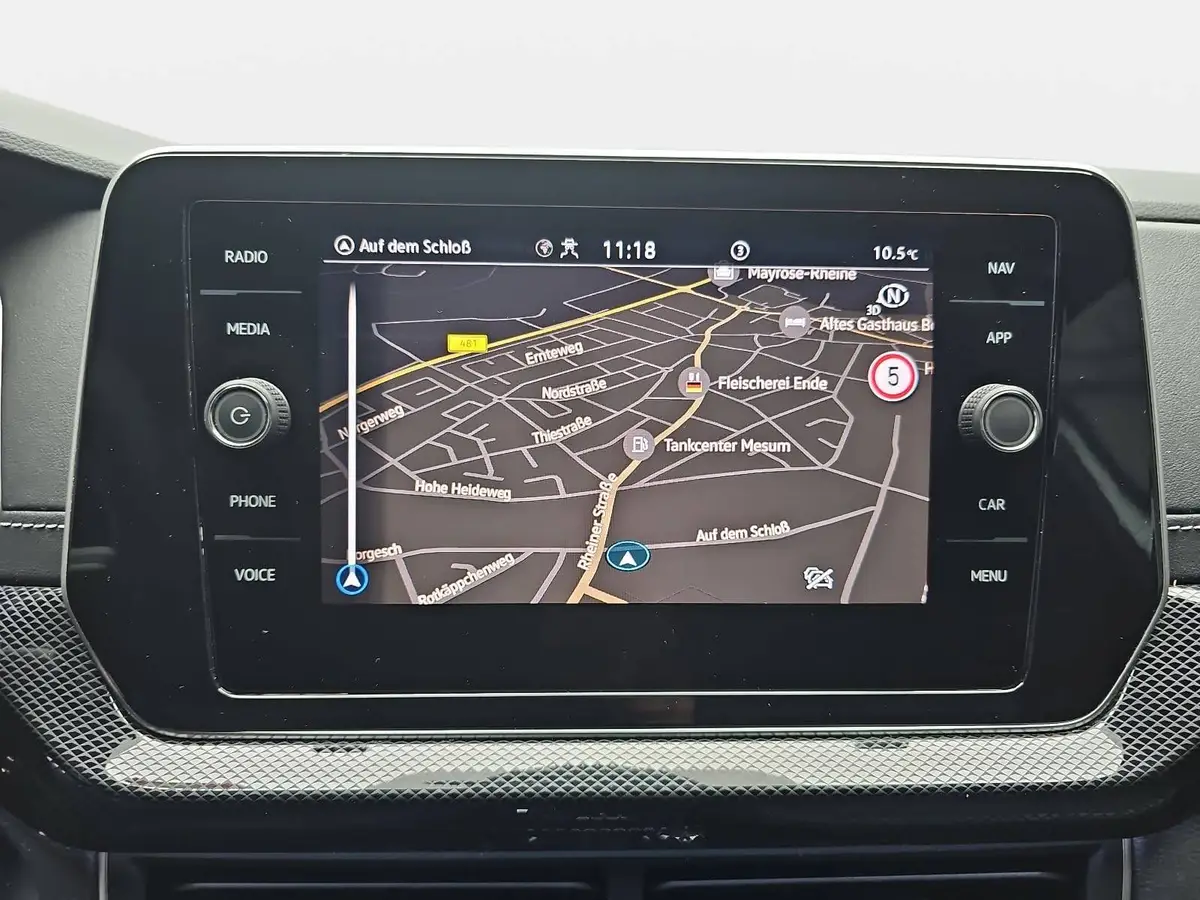 VW T-CROSS 1.5 TSI DSG R-LINE IQ-LED KLIMA DAB WINTER KAMERA 