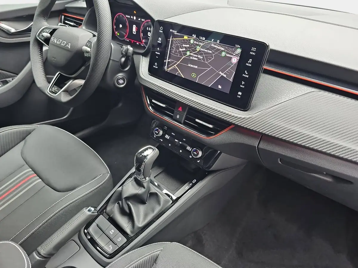 SKODA KAMIQ 1.5 TSI DSG MONTE CARLO NAVI LED
