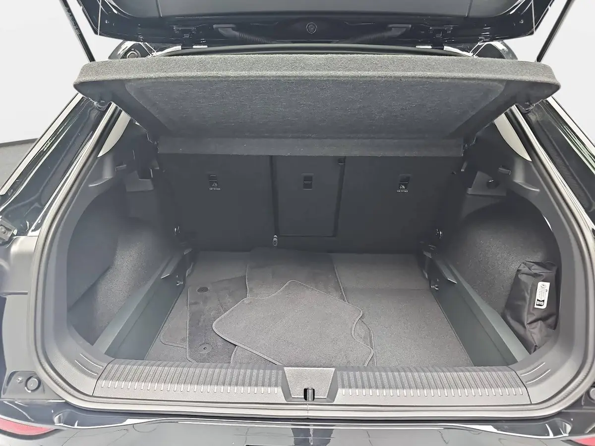VW T-ROC 1.5 ETSI DSG LIFE LED KAMERA WINTER LM