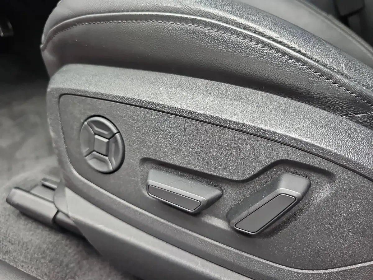 AUDI Q8 E-TRON 50 QUATTRO ADVANCED NAVI LED LM20
