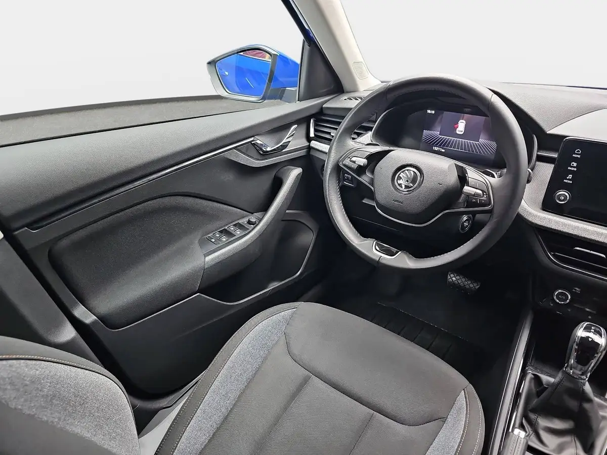 SKODA KAMIQ 1.0 TSI DSG SELECTION LED KLIMA LM