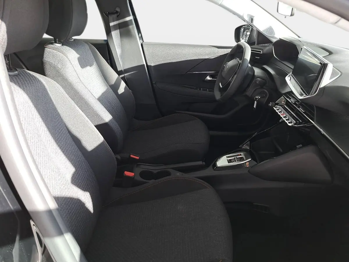 PEUGEOT 208 1.2 HYBRID 110 E-DSC6 STYLE LED GRA SHZ