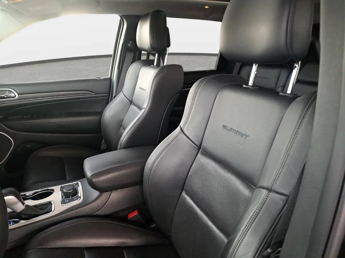 FCA GRAND 3.0 CRD AUTOMATIK SUMMIT WINTER AHK