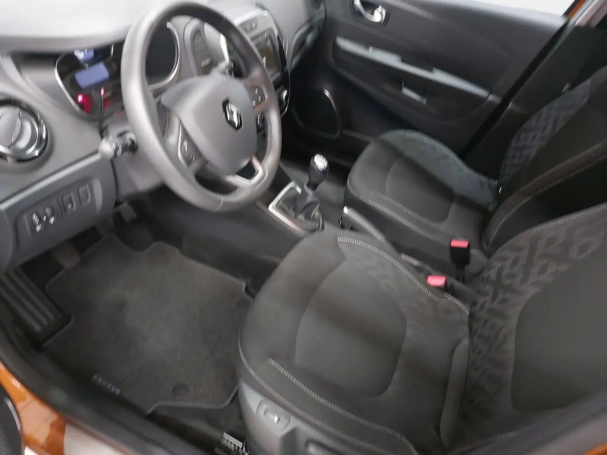 RENAULT CAPTUR 0.9 TCE LIMITED KLIMAAUTO AUDIO GRA WINTER SICHT P