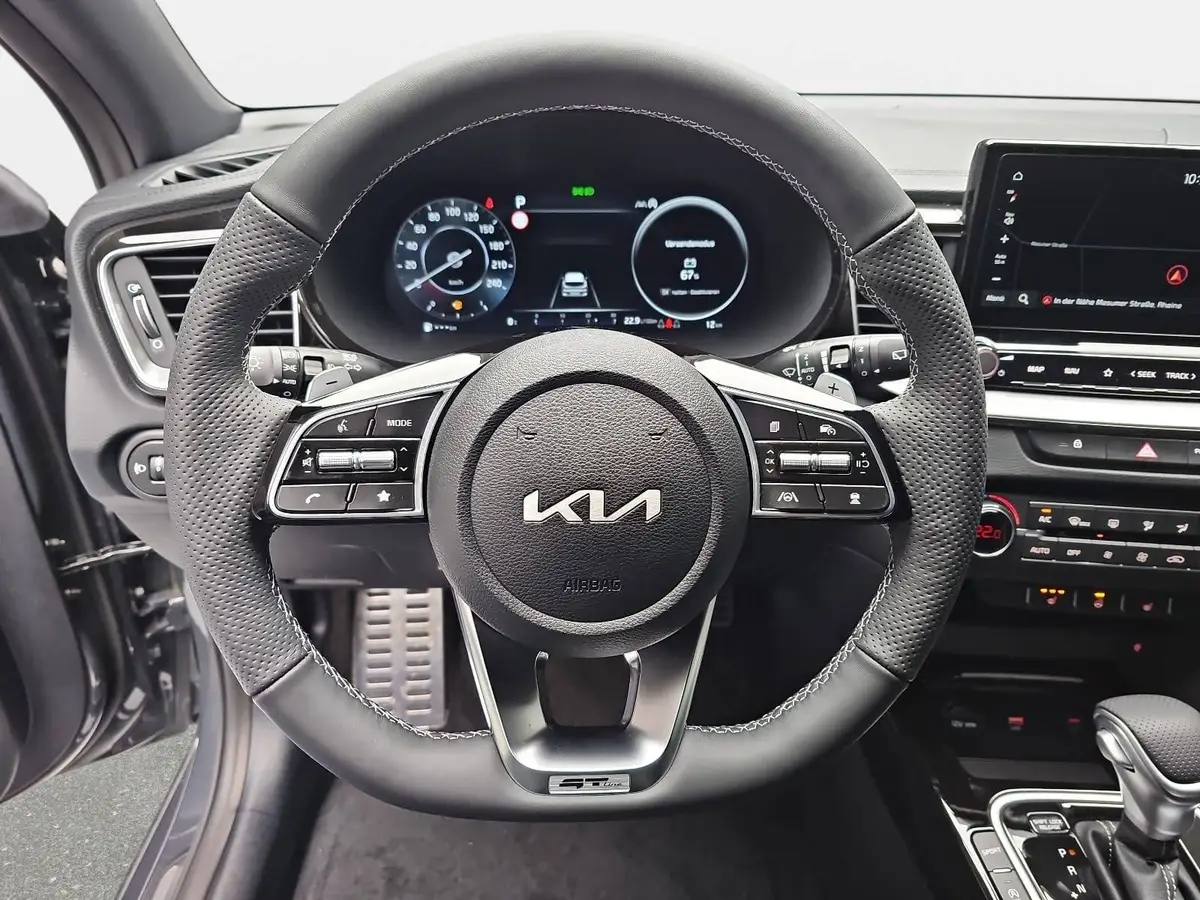 KIA CEED SW 1.5 T-GDI DCT7 GT-LINE TECHNOLOGIE PERFORMANCE