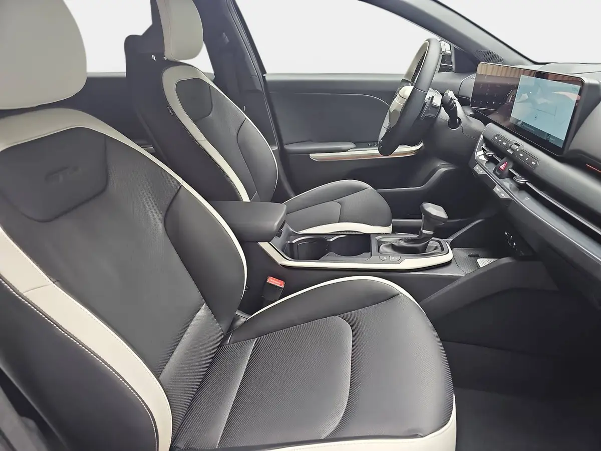 KIA K4 1.6 T-GDI 180 PS DCT7 GT-LINE MJ26 DRIVEWISE-PARK-PRO SITZ SOUND DESIGN GLASDACH