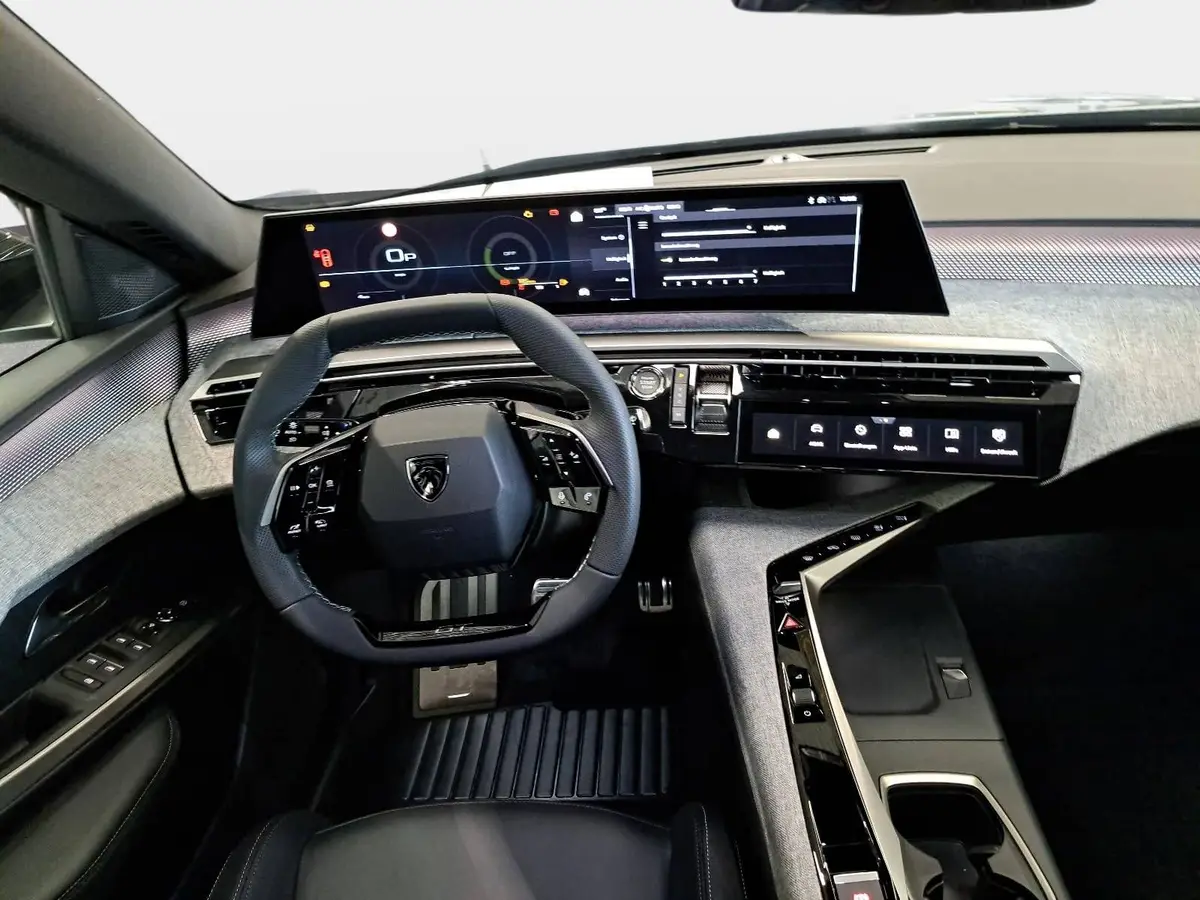 PEUGEOT 3008 1.2 HYBRID 145 E-DSC6 GT NAVI KLIMA LED AHK LM19