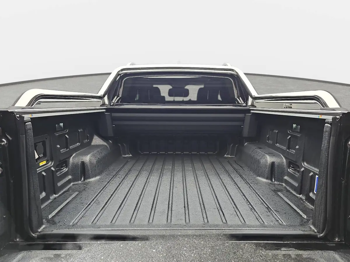 VW AMAROK 3.0 TDI AUTO. DOKA AVENTURA 4M NAVI LED EL.RO AHK