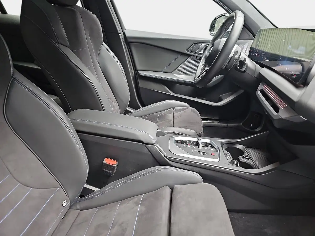 BMW 120 D AUTO. M SPORT NAVI LED INNOVATION HUD AHK KAMERA