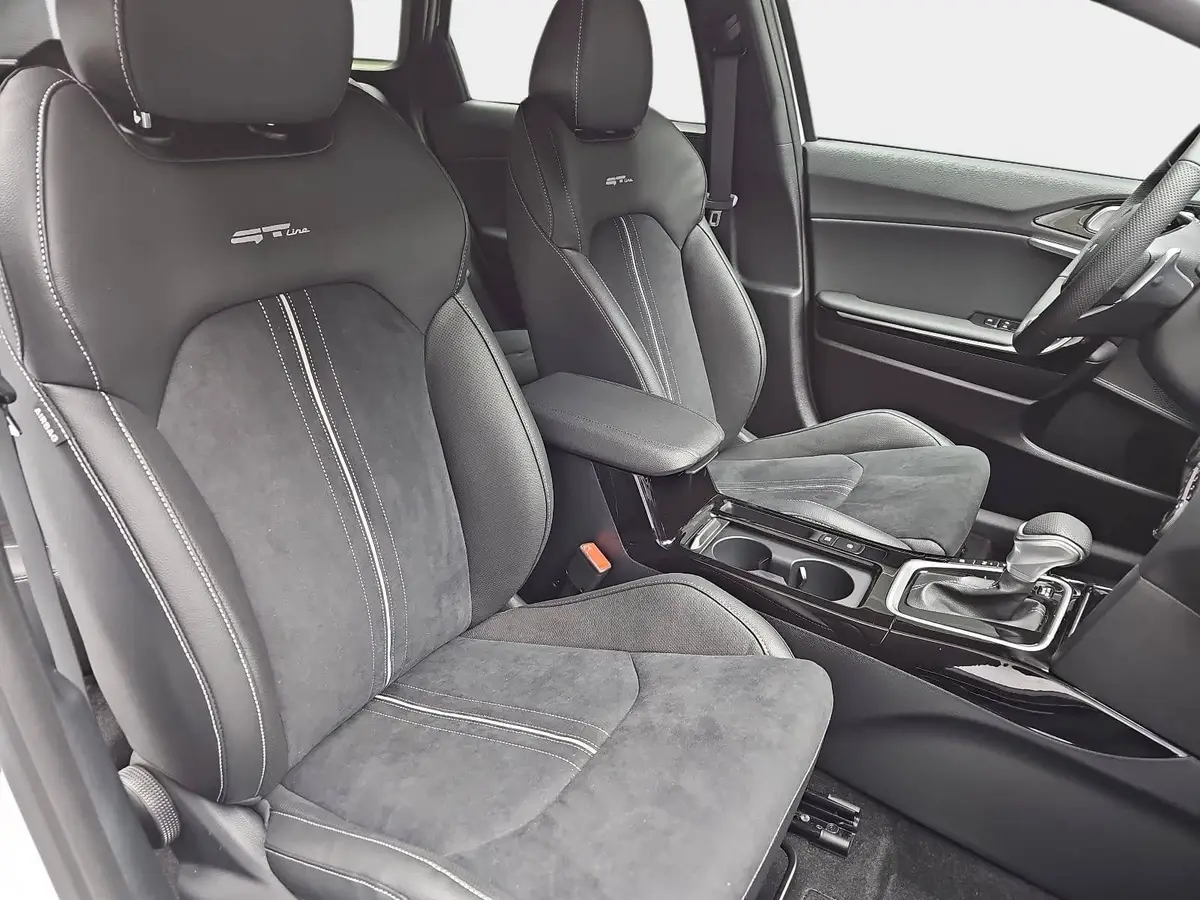 KIA CEED SW 1.5 T-GDI DCT7 GT-LINE TECHNOLOGIE LEDER PERFORMANCE