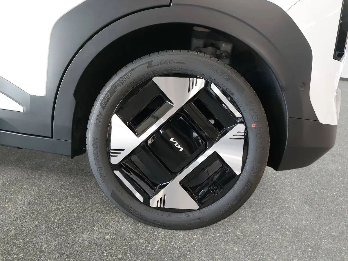 KIA EV3 81.4 KWH EARTH MJ26 WINTER BUSIN. UPGRADE DRIVEWISE-PARK DESIGN SOUND