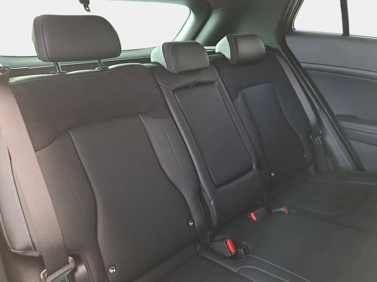 KIA SPORTAGE 1.6 T-GDI 150 2WD DCT BLACK EDITION MJ27