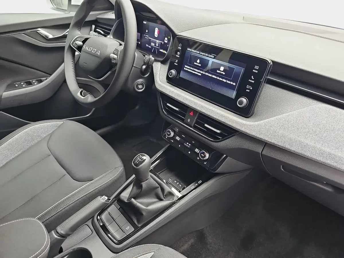 SKODA KAMIQ 1.0 TSI CLASSIC LED KLIMAAUTO PDC