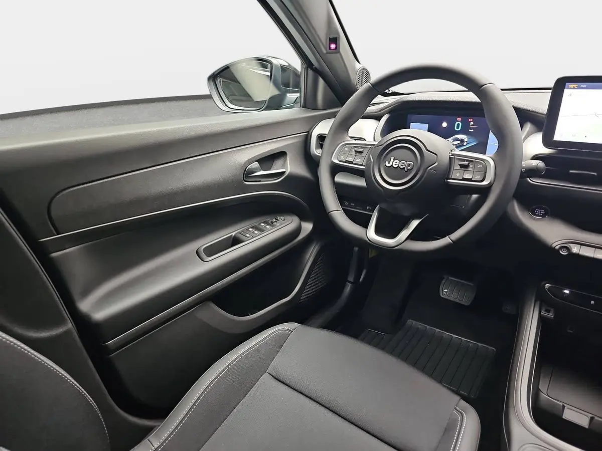 JEEP AVENGER 1.2 E-HYBRID T3 DCT BLACK EDITION MJ26 INFOTAINMENT & KOMFORTPAKET