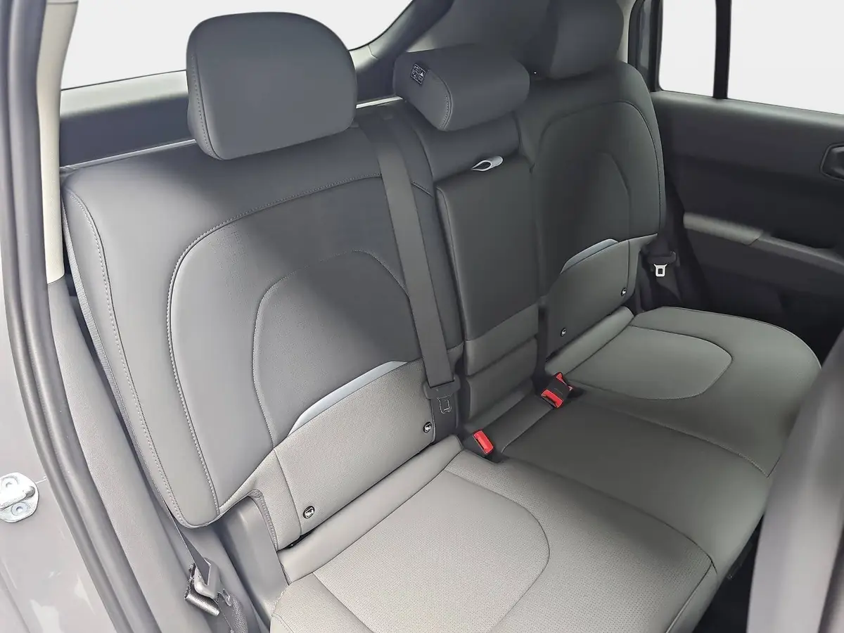 KIA EV3 81.4 KWH EARTH MJ27 WINTER-CONNECT BUSINESS UPGRADE DRIVEWISE-PARK