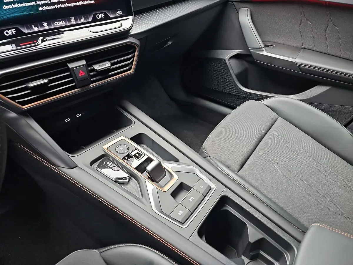 CUPRA FORMENTOR 1.5 E-HYBRID PHEV DSG LED-HD KLIMAAUTO AUDIO MIRRO