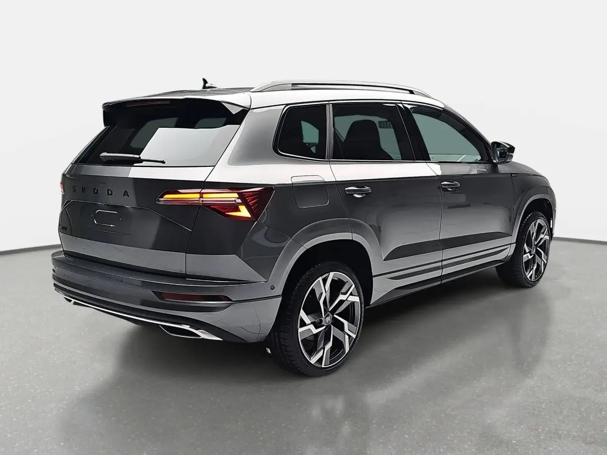 SKODA KAROQ 1.5 TSI DSG SPORTLINE NAVI LED-MATRIX PANO CANTON 