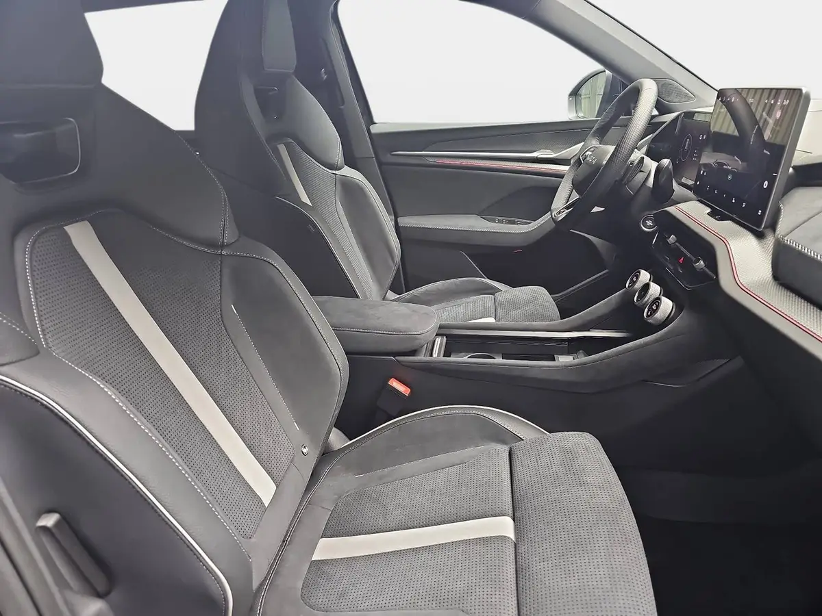 SKODA KODIAQ 2.0 TSI DSG SPORTLINE 4X4 HUD AHK