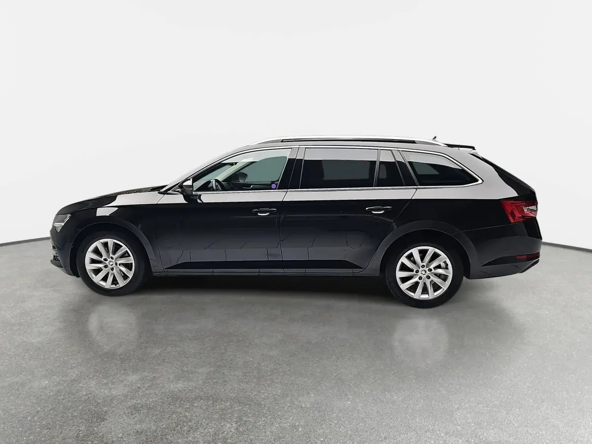 SKODA SUPERB COMBI 2.0 TDI DSG STYLE NAVI LED AHK