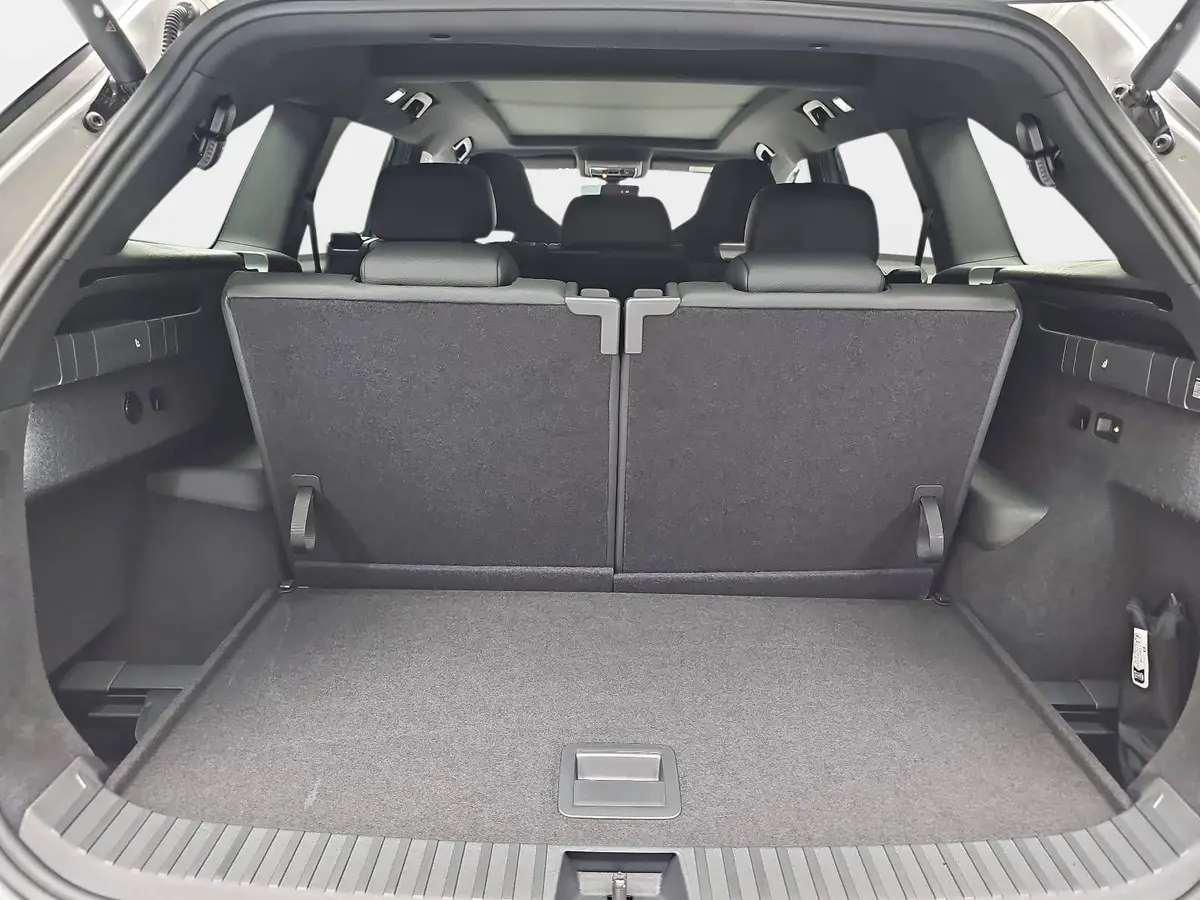 SKODA KODIAQ 2.0 TDI DSG SPORTLINE 4X4 PANO AHK