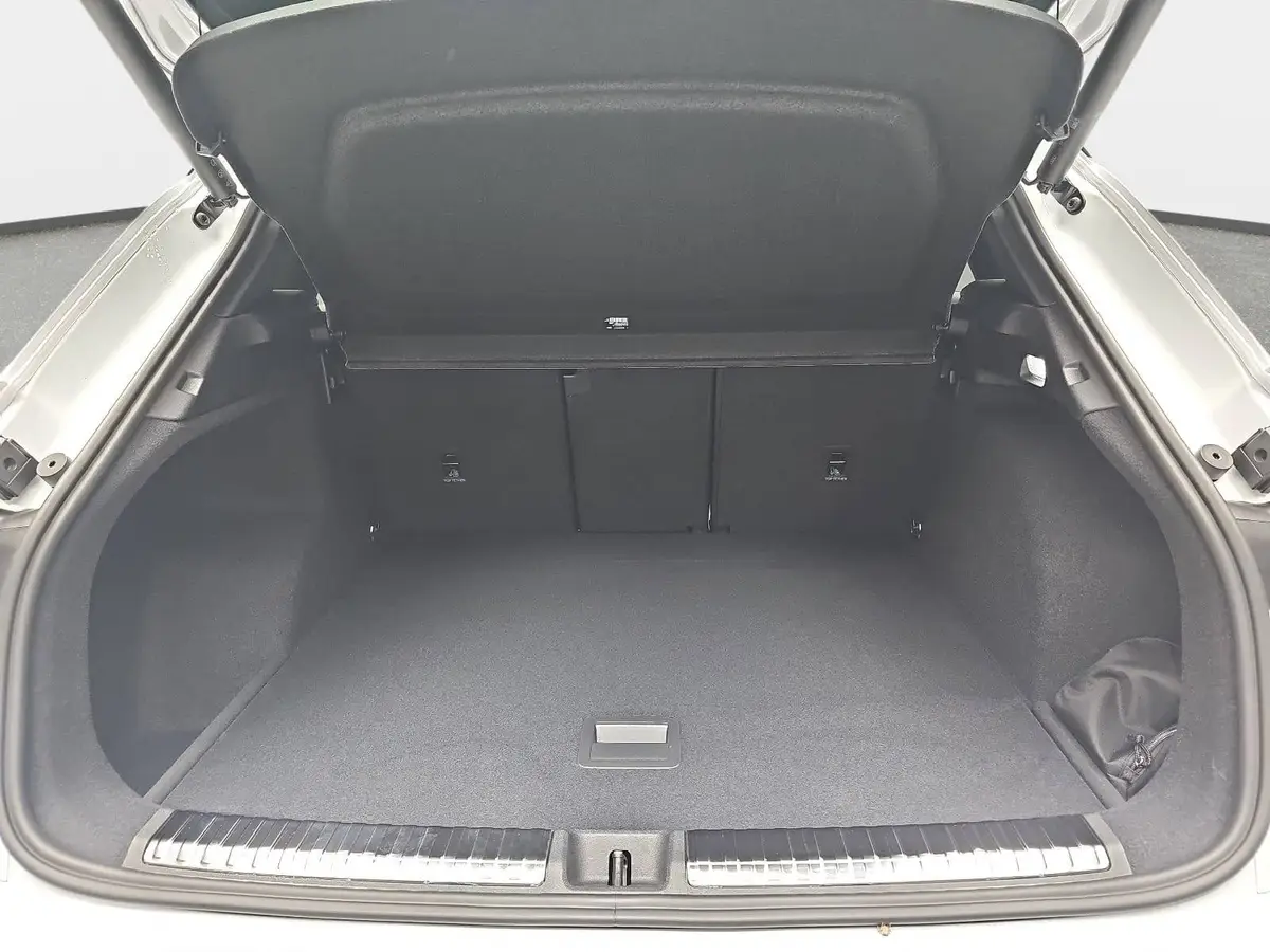 AUDI Q3 TFSI S-TRONIC S-LINE NAVI LED-PLUS PANO