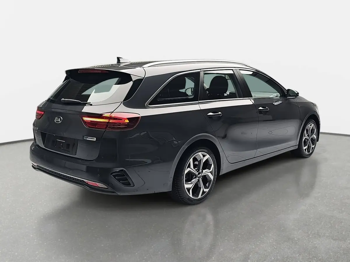 KIA CEED SW 1.6 CRDI DCT7 MHEV SPIRIT NAVI TECHNOLOGIE
