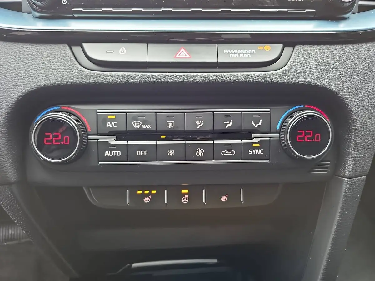 KIA XCEED 1.6 T-GDI 150 DCT NIGHTLINE EDITION MJ26