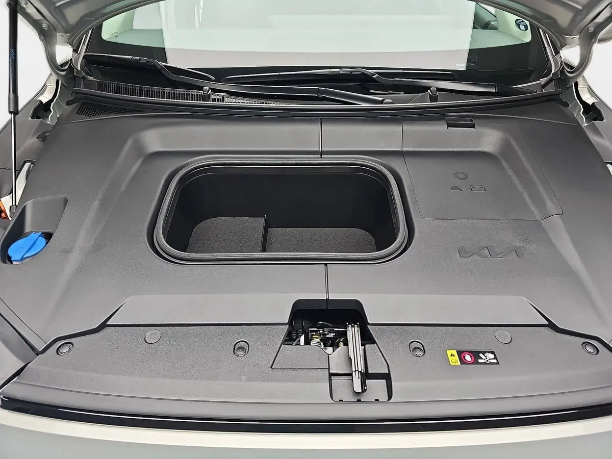 KIA EV3 81.4 KWH EARTH MJ27 WINTER-CONNECT BUSINESS UPGRADE DRIVEWISE-PARK
