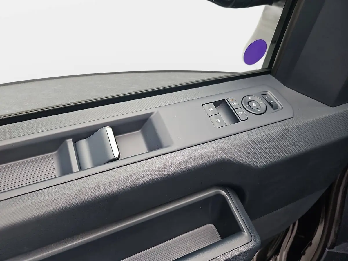 KIA PV5 PASSENGER 71.2 KWH ELITE MJ26 WP SMART-PAKET POWER-PAKET COMFORT-PAKET ALLWETTER