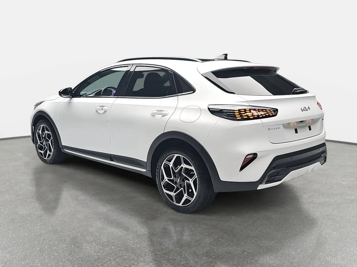 KIA XCEED 1.6 T-GDI 180 DCT GT-LINE MJ26 LEDER GLASDACH
