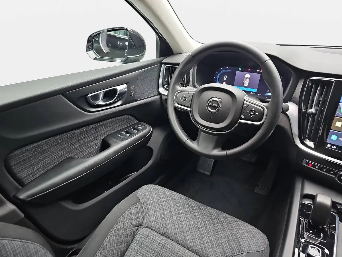 VOLVO S60 B4 AUTO. CORE NAVI LED GOOGLE KAMERA LM17