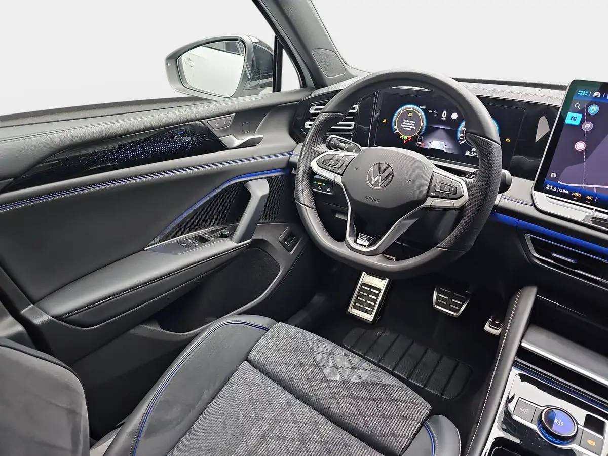 VW TIGUAN 2.0 TDI DSG 4M R-LINE NAVI MATRIX HUD DCC AHK LM20