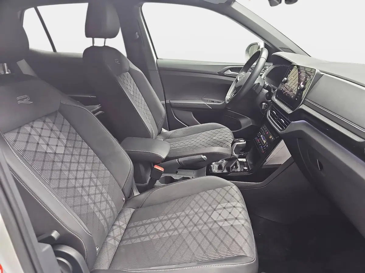 VW T-CROSS 1.5 TSI DSG R-LINE IQ-LED KLIMA DAB WINTER KAMERA 