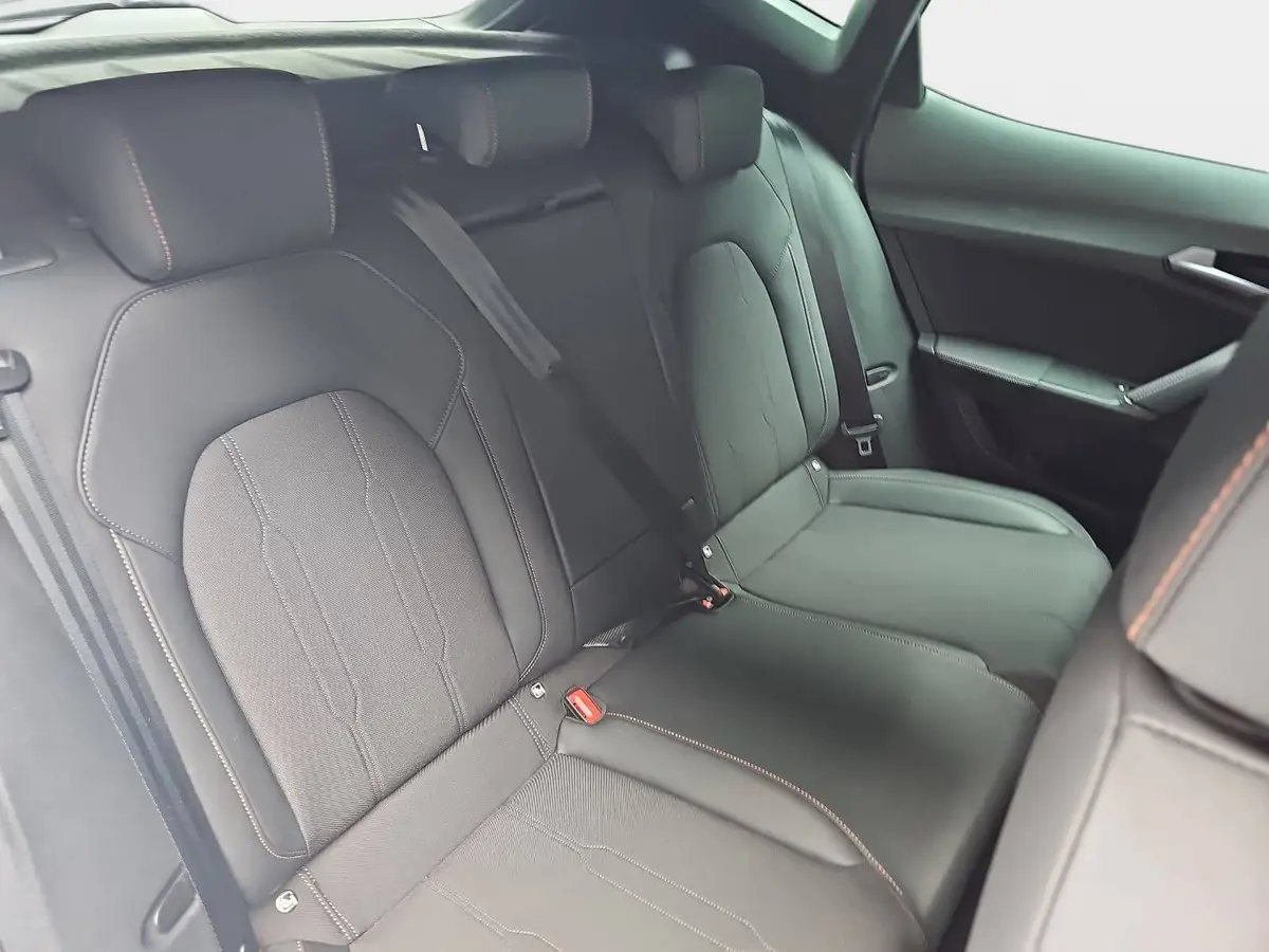 CUPRA FORMENTOR 1.4 DSG PHEV NAVI LED KAMERA