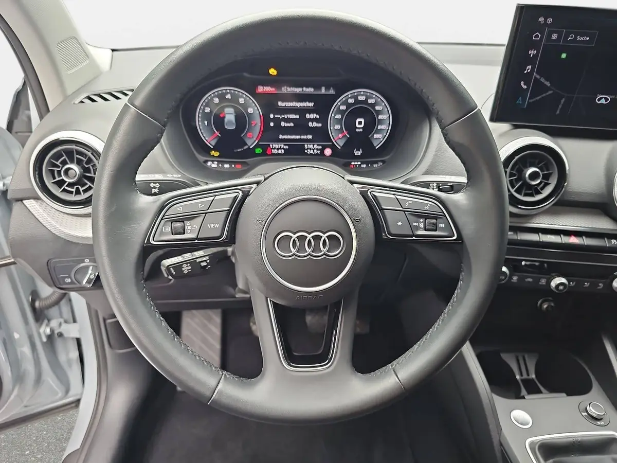 AUDI Q2 30 TFSI NAVI LED EL.HECKKLAPPE LM16