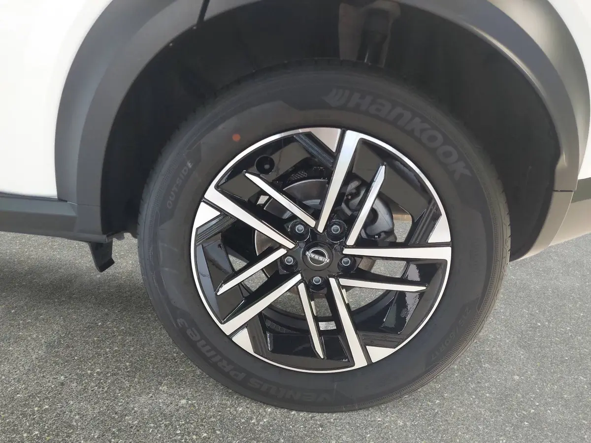 NISSAN JUKE 1.0 DIG-T 5T N-CONNECTA WINTER 2-FARBEN