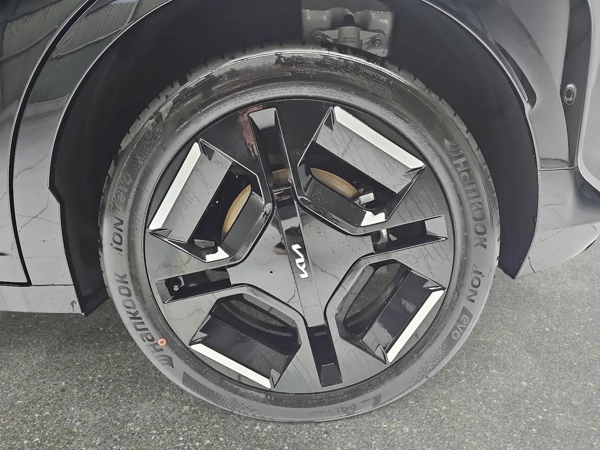 KIA EV3 81.4 KWH GT-LINE MJ26 DRIVEWISE-PARK-PRO KOMFORT GLASDACH
