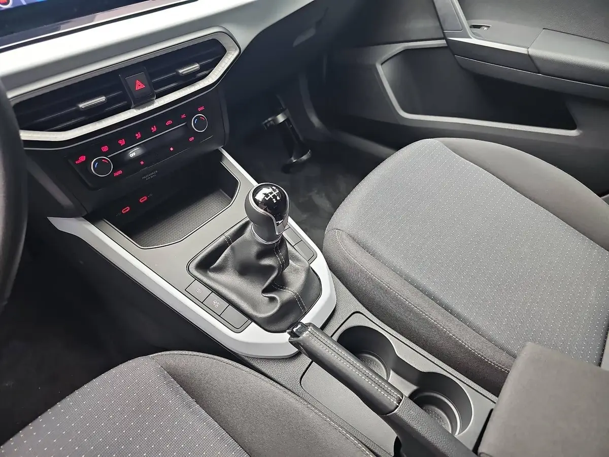 SEAT ARONA 1.0 TSI STYLE NAVI LED PDC LM16