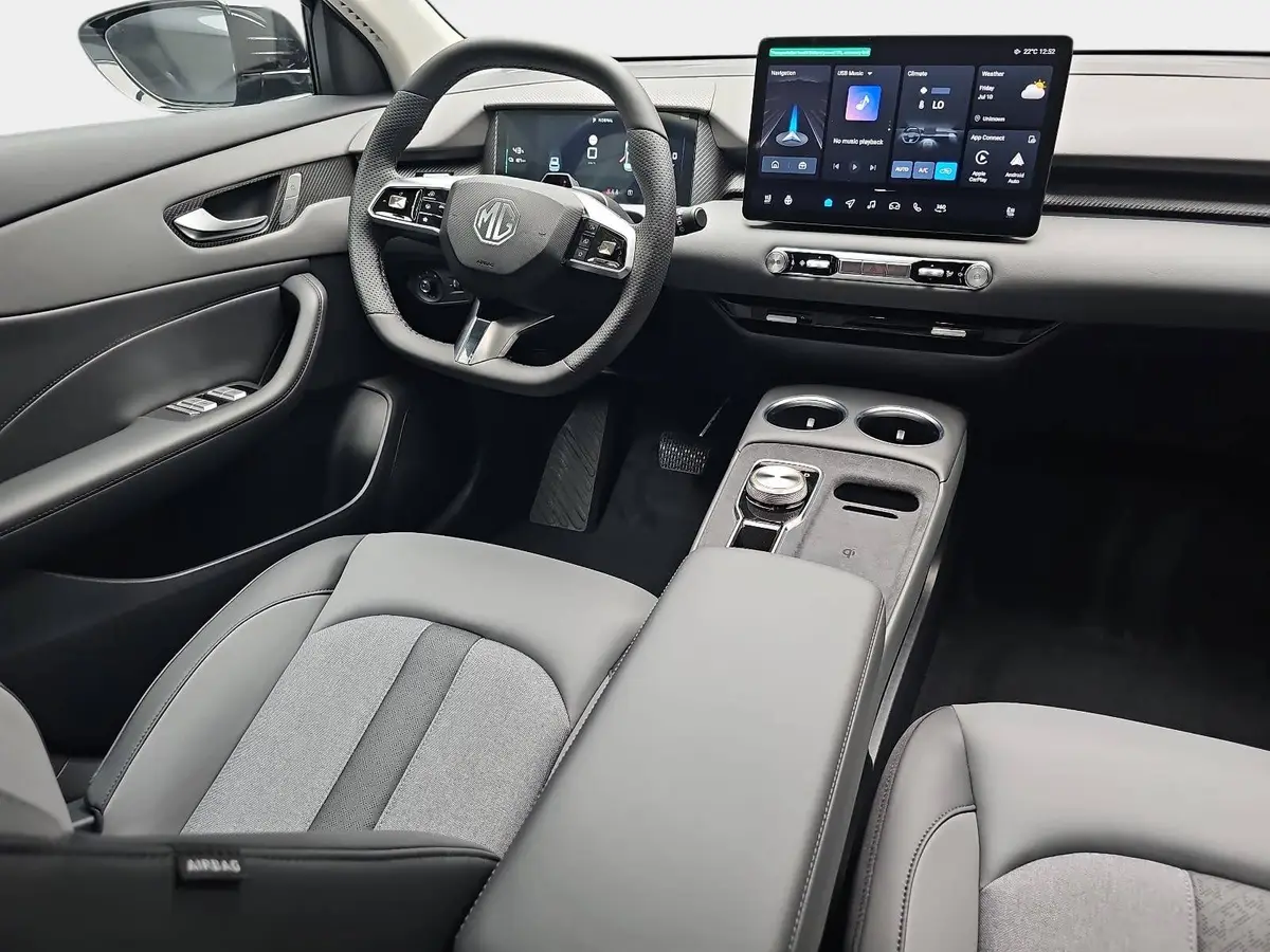 MG S5 EV 64 KWH MY25 LUXURY