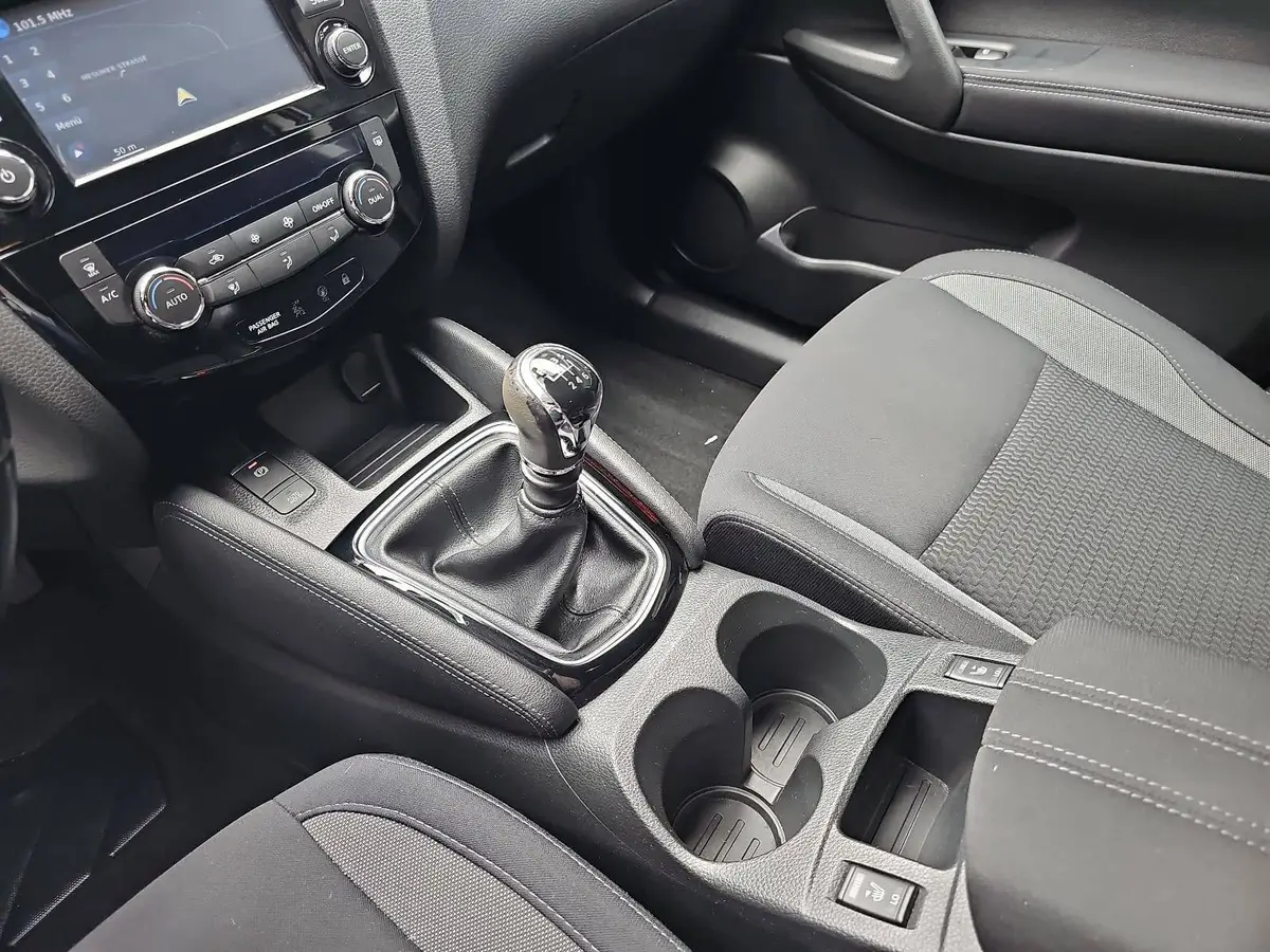 NISSAN QASHQAI 1.2 DIG-T NEUES MODELL ACENTA NAVI ERSATZRAD