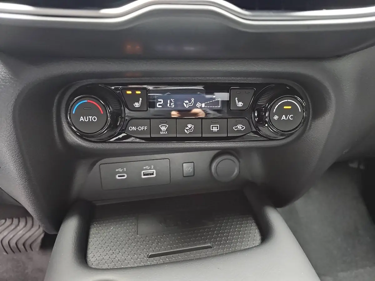 NISSAN JUKE 1.6 HYBRID AUTO. N-CONNECTA WINTER