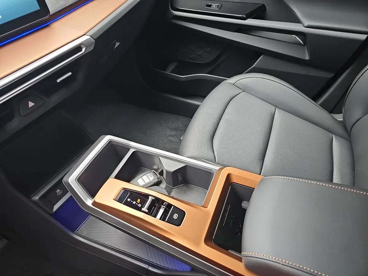 KGM TORRES EVX 73.4 KWH 2WD BLISS