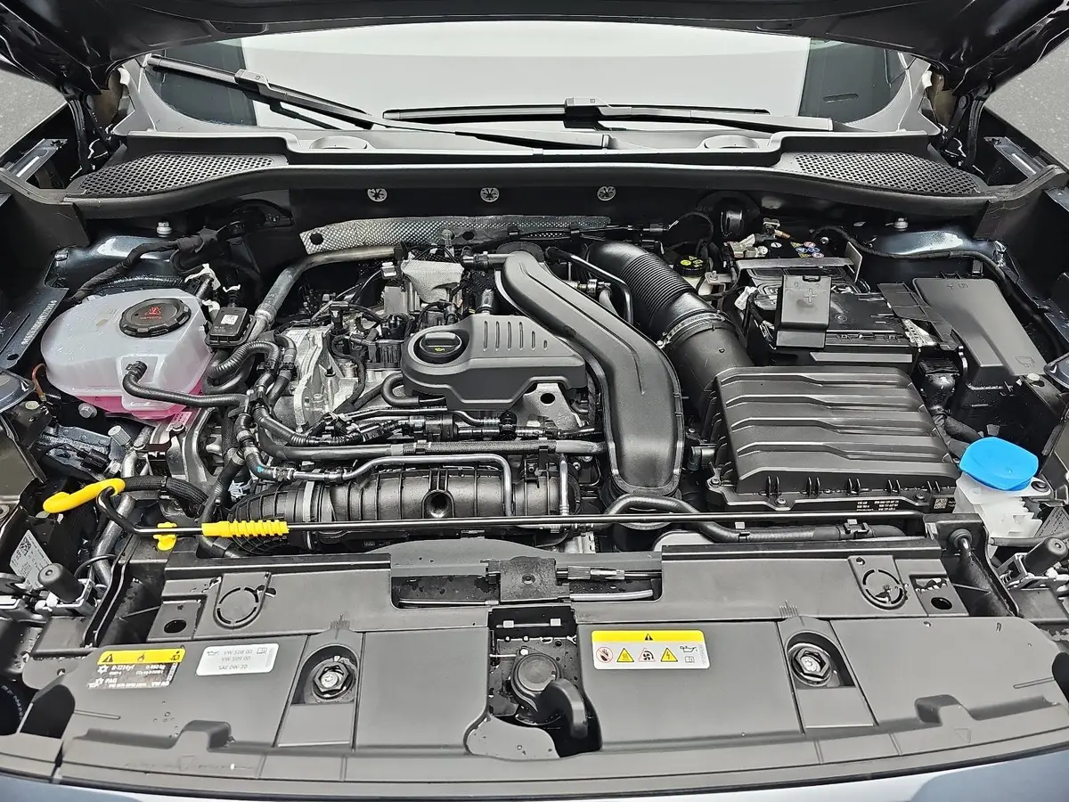 CUPRA FORMENTOR 1.5 ETSI DSG NAVI LED ACC PANORAMA EL.HECKKL. KAME