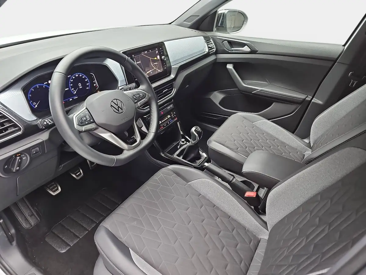 VW T-CROSS 1.0 TSI GOAL NAVI LED KLIMAAUTO ACC P-ASSIST WINTE