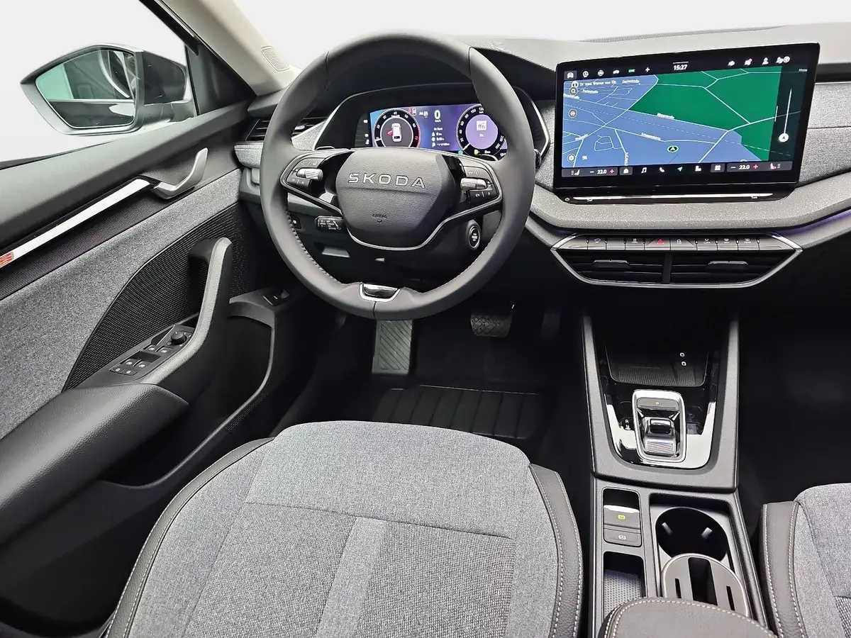 SKODA OCTAVIA COMBI 1.5 TSI ETEC DSG SELECTION NAVI LED ACC WINER KAM