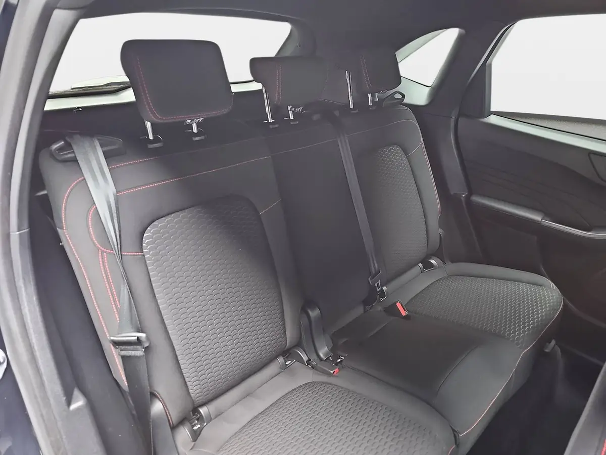 FORD KUGA 1.5 EB AUTO. ST-LINE NAVI LED KLIMAAUTO WINTER SIC