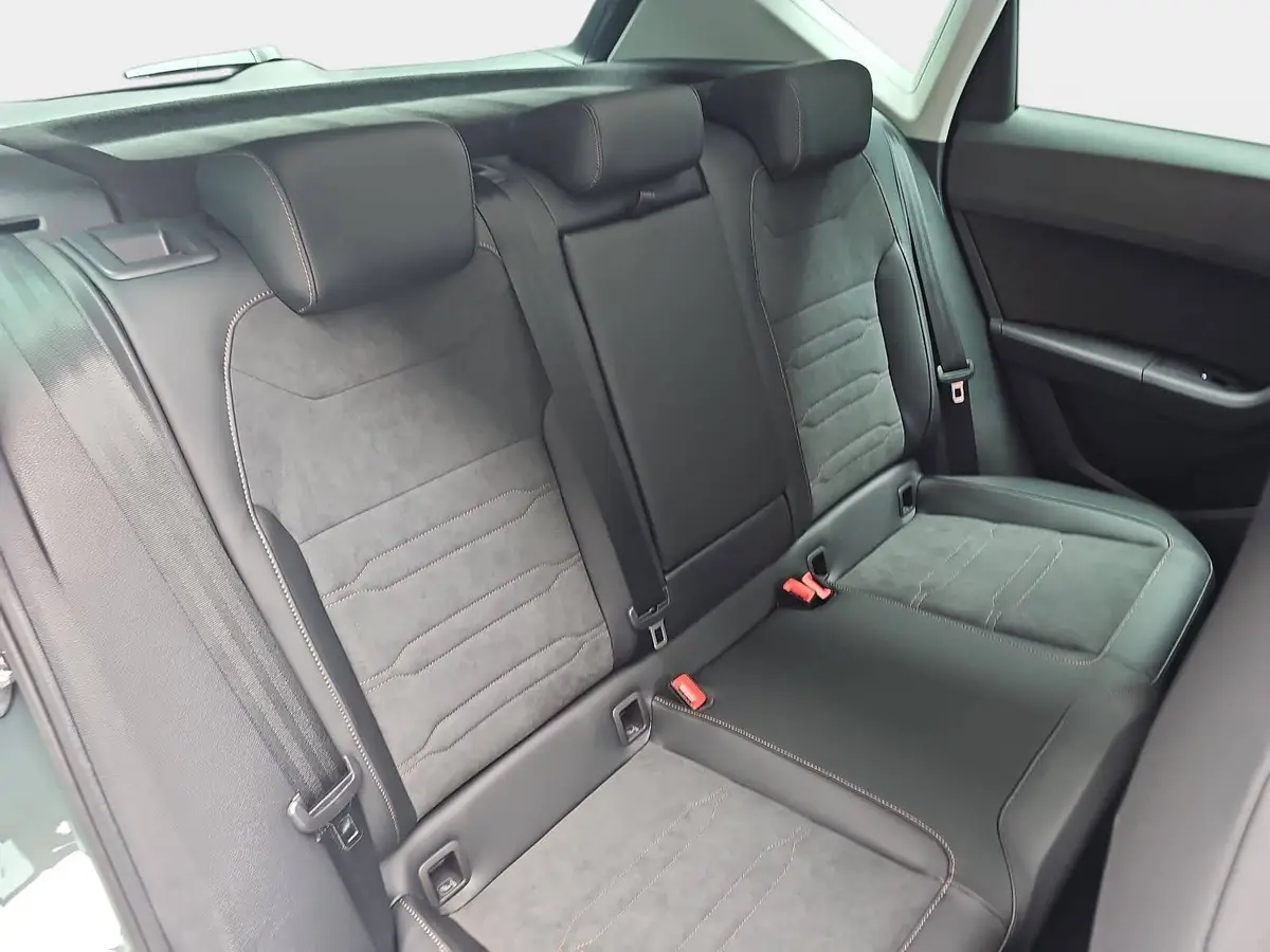 CUPRA ATECA 1.5 TSI DSG NAVI LED PANO P-ASSIST MEMORY KAMERA 